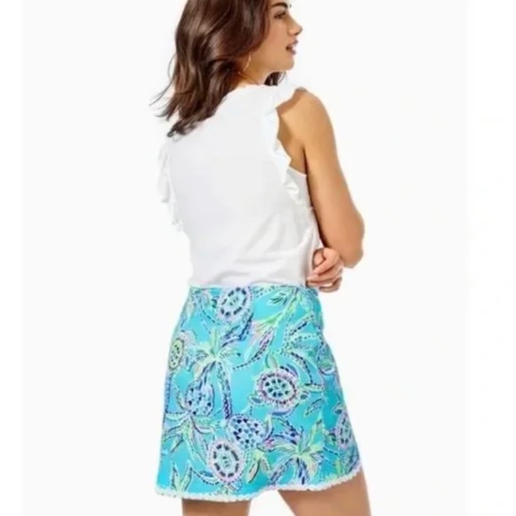 NWT Lilly Pulitzer Patty Skort Bermuda Blue Turtle - Picture 2 of 3